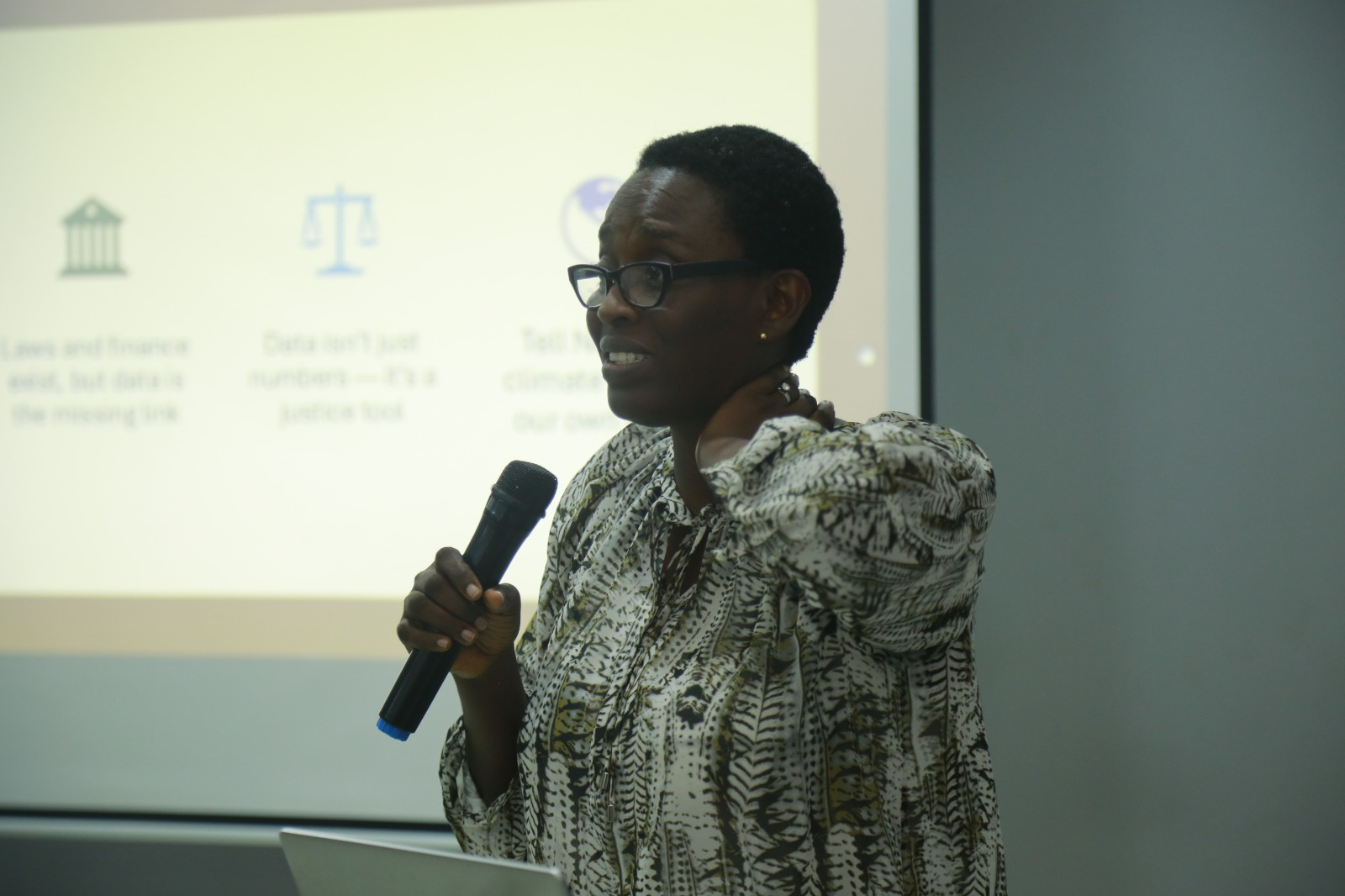 Facilitator speaking during the training