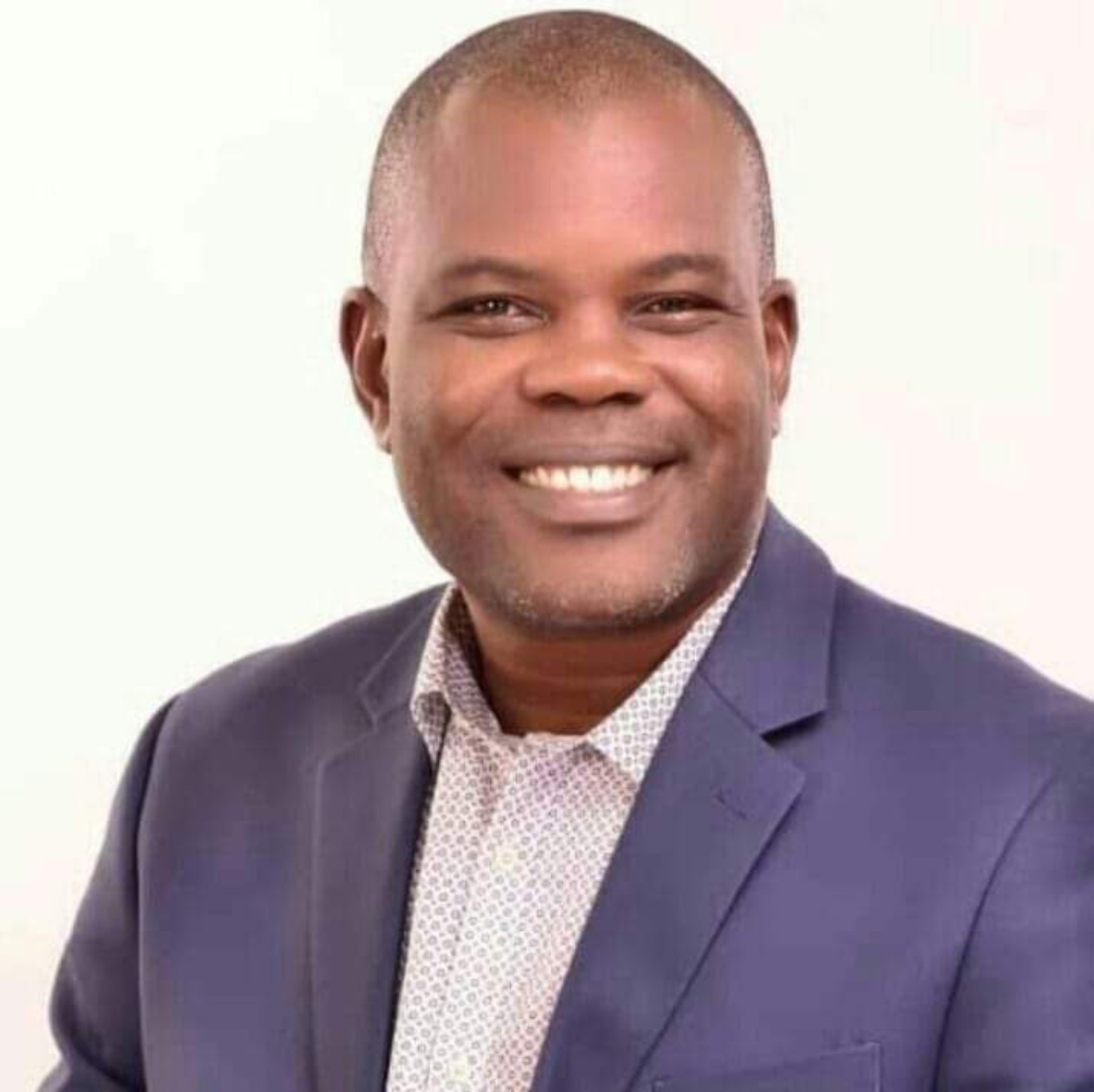 Dr. Emmanuel Effa